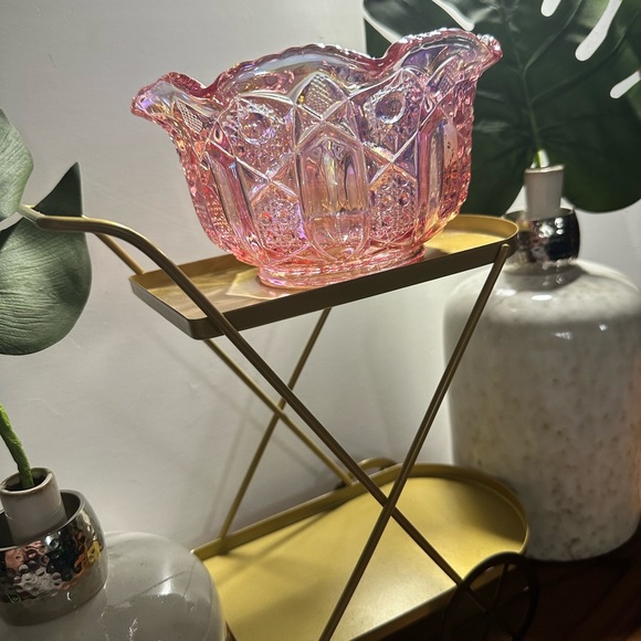Pink imperial carnival glass bowl - Picture 2 of 6